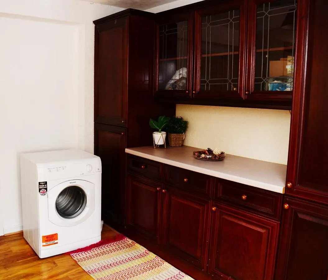 Holiday home 33Sm Dreams Unlimited Serviced Accommodation- Staines - Heathrow Stanwell